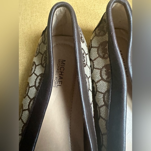 MICHAEL KORS SLIPPERS women’s - Picture 2 of 6